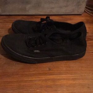 Stylish all black vans!